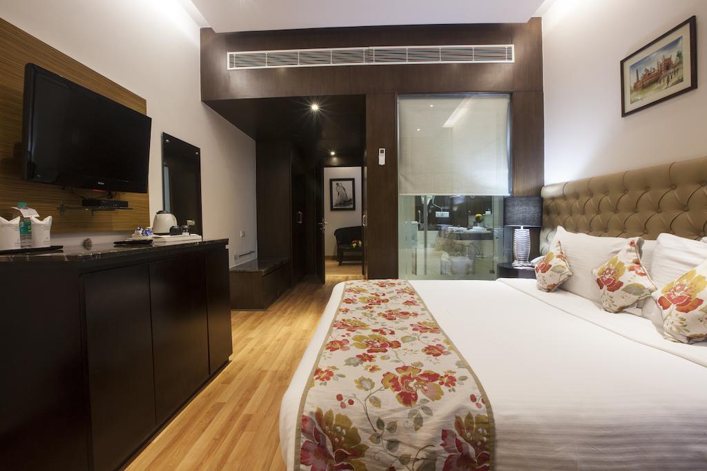 Hotel Athena New Delhi Room photo
